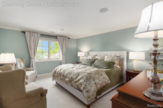 13123 Log Cabin Pt, Fenton, MI 48430 - bedroom with crown molding and light colored carpet