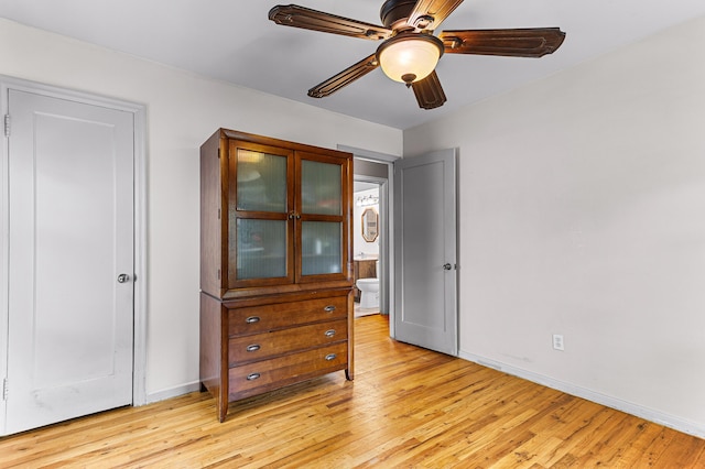 7491 Dacosta, Redford, MI 48239 - bedroom featuring light wood-style floors, baseboards, and a ceiling fan