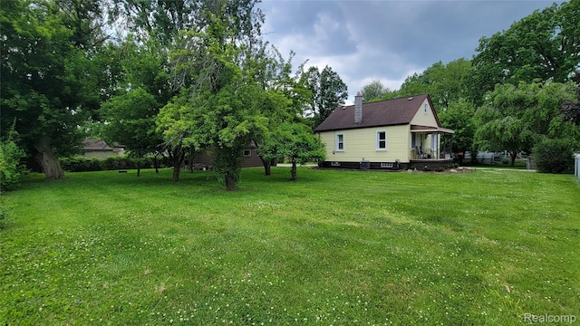 20470 Colman St S, Clinton Township, MI 48035 - view of green lawn