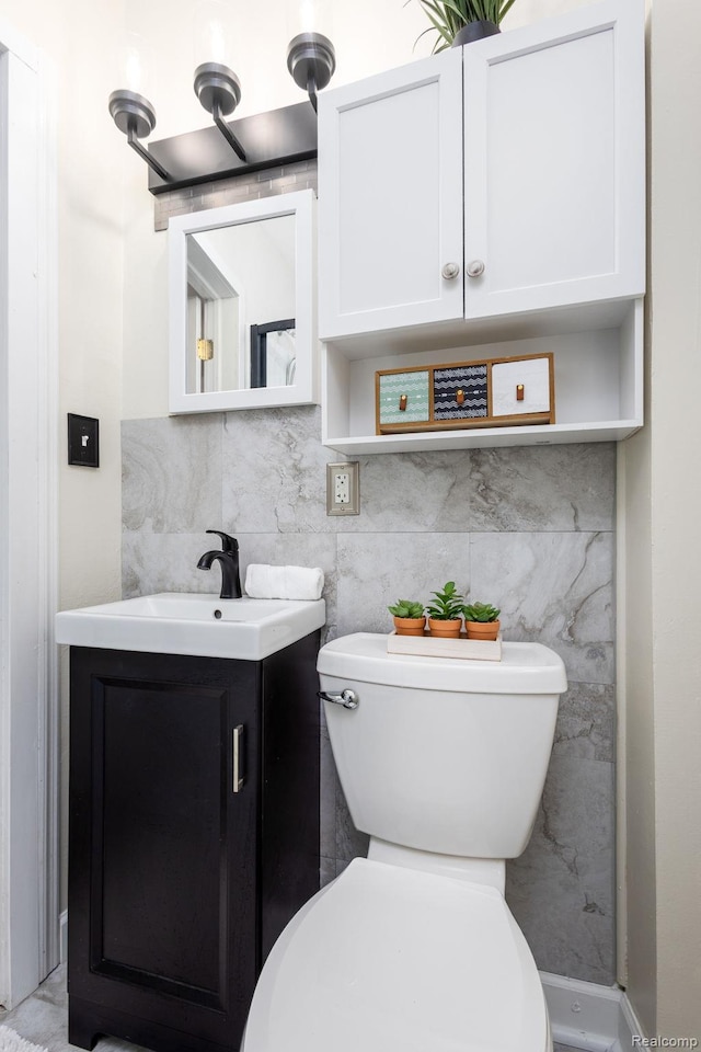20470 Colman St S, Clinton Township, MI 48035 - bathroom with vanity and backsplash