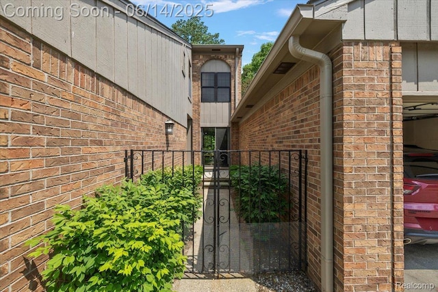 1691 Lodge Pole Ln, Rochester, MI 48309 - photo 3