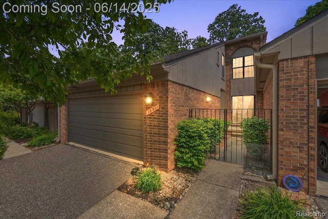 1691 Lodge Pole Ln, Rochester, MI 48309 - photo 2