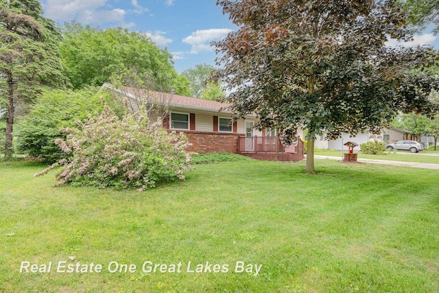 3404 Waldo Ave, Midland, MI 48642 - single story home featuring a front yard and brick siding