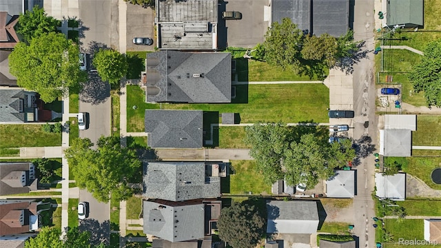 1372 Maryland St, Grosse Pointe, MI 48230 - aerial view of residential area