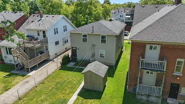 1372 Maryland St, Grosse Pointe, MI 48230 - aerial perspective of suburban area