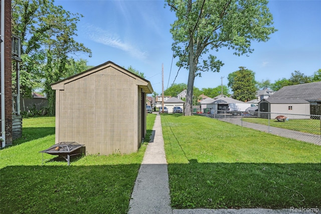 1372 Maryland St, Grosse Pointe, MI 48230 - view of yard