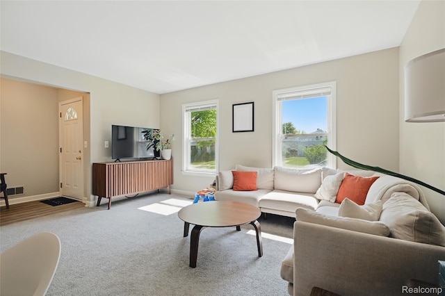1372 Maryland St, Grosse Pointe, MI 48230 - living area with baseboards and carpet floors