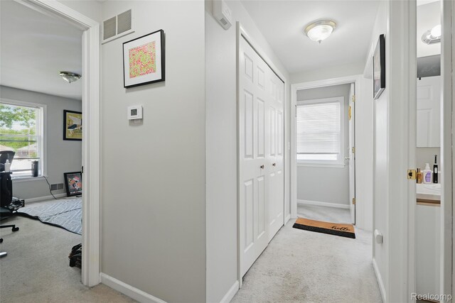 1372 Maryland St, Grosse Pointe, MI 48230 - hall featuring carpet and baseboards