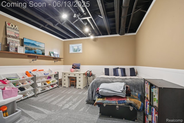 8329 Deer Creek Ct, Grand Blanc, MI 48439 - bedroom with wainscoting and carpet