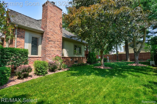 16483 Dawnlight Dr, Fenton, MI 48430 - view of yard