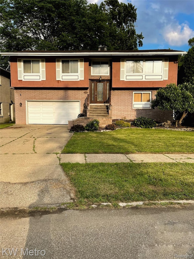 9531 W Outer Dr, Detroit, MI 48223 - photo 1