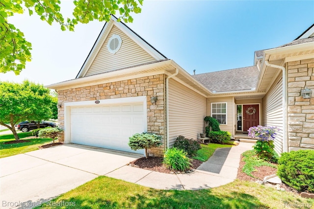 3579 Grove Ln, Auburn Hills, MI 48326 - photo 1