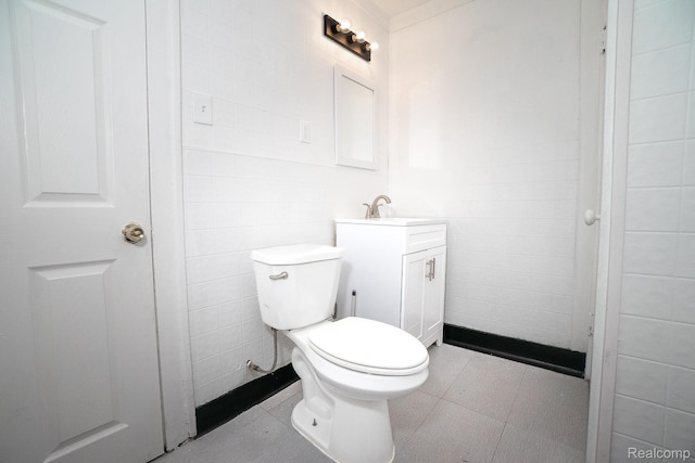 17376 Fielding St, Detroit, MI 48219 - bathroom with vanity and toilet