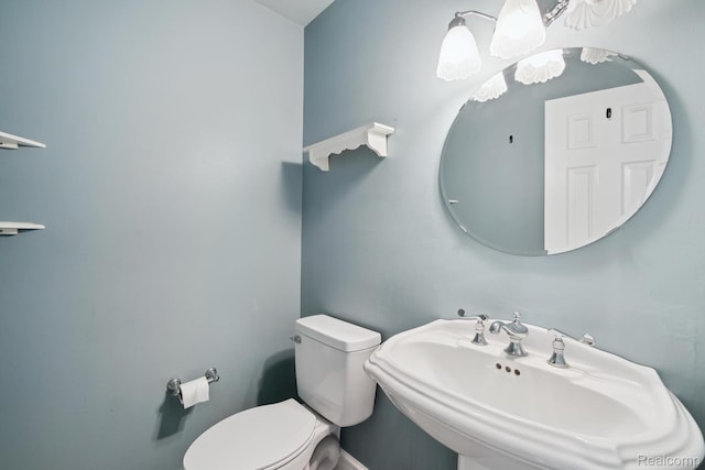 7302 Parkway Ct, Canton, MI 48187 - bathroom featuring a sink and toilet