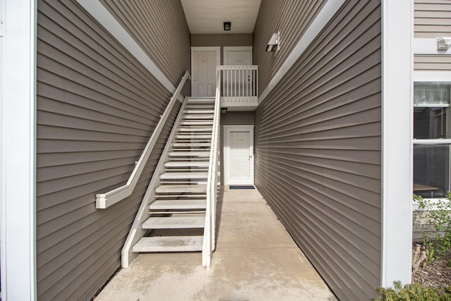 1468 Fox Pointe Cir, Ann Arbor, MI 48108 - view of stairs