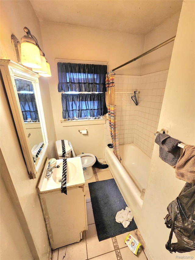 16612 Ilene St, Detroit, MI 48221 - bathroom featuring vanity, shower / tub combo with curtain, and tile patterned floors