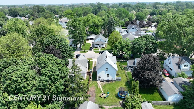 408 S Alp St, Bay City, MI 48706 - aerial perspective of suburban area