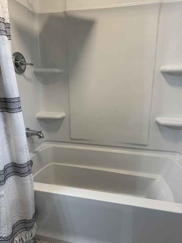 4223 S Harvard Ave, Baldwin, MI 49304 - view of bathroom