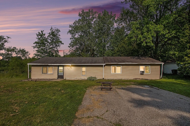6530 Hollywood Dr, Coloma, MI 49038 - photo 2
