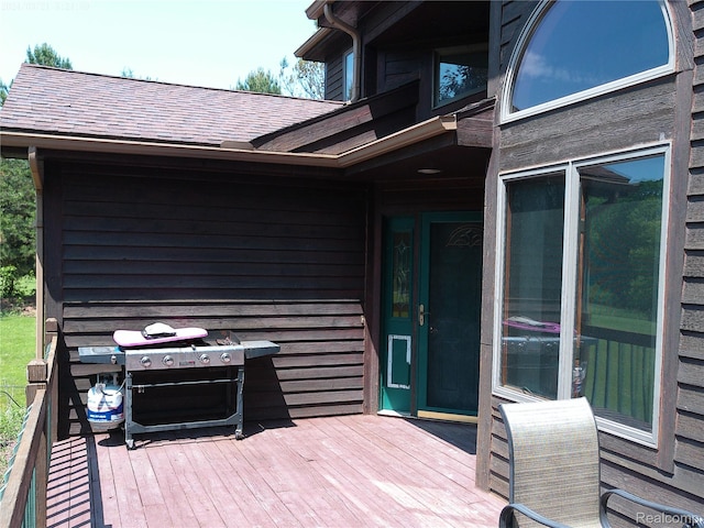 6140 Mcguire Rd, Fenton, MI 48430 - view of deck