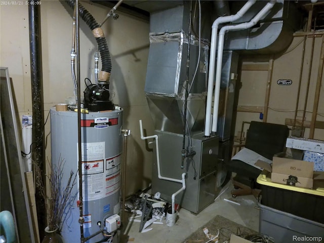6140 Mcguire Rd, Fenton, MI 48430 - utilities with water heater and heating unit
