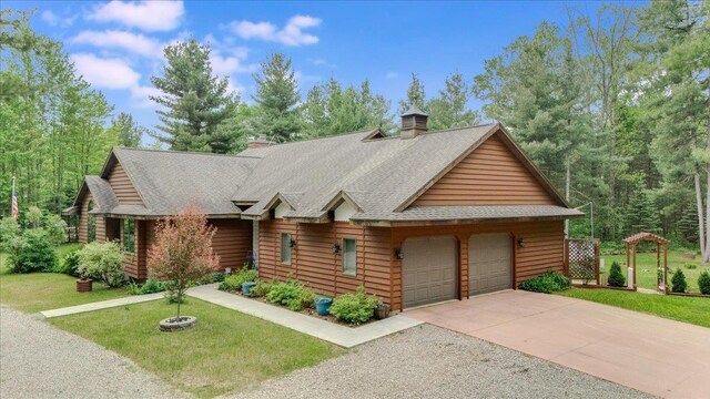 6369 Wooded Trl, Houghton Lake, MI 48629