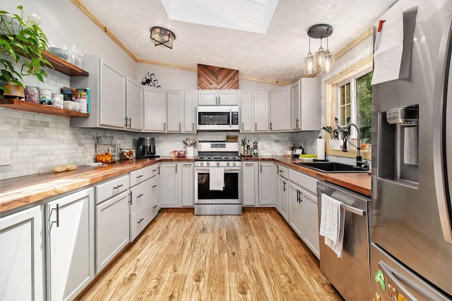 5833 W Mavis Rd, Ludington, MI 49431 - photo 4