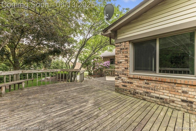 2456 Red Maple Dr, Troy, MI 48098 - view of wooden terrace
