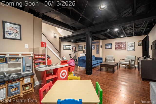 122 N Wilson Ave, Royal Oak, MI 48067 - playroom with wood finished floors and baseboards