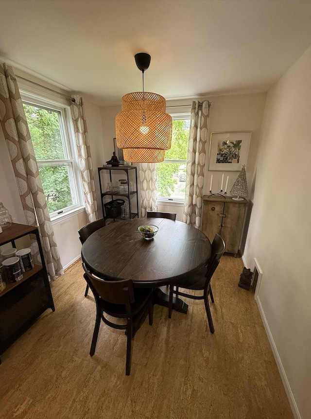 601 Cressfield Ln, Ann Arbor, MI 48103 - dining area with baseboards
