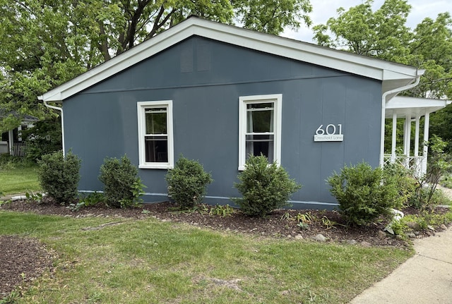 601 Cressfield Ln, Ann Arbor, MI 48103 - view of property exterior featuring a yard