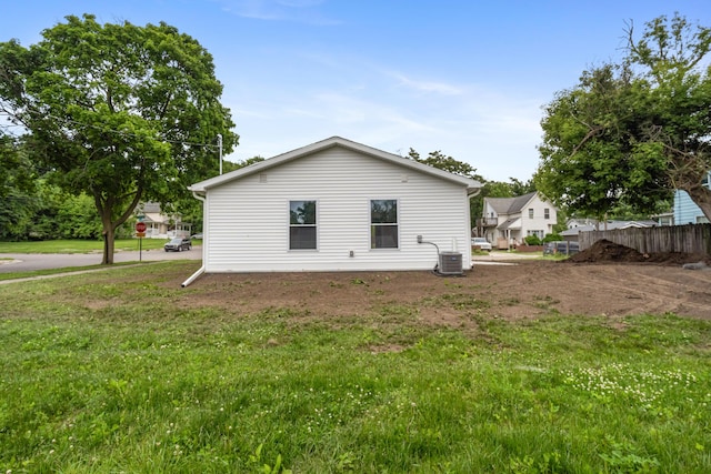 314 N Perrine St, Jackson, MI 49201 - photo 15