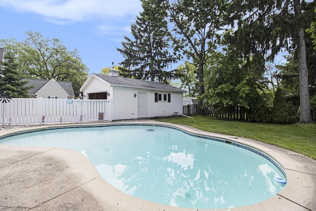 16 E Pine St, Fremont, MI 49412 - view of pool featuring an outbuilding
