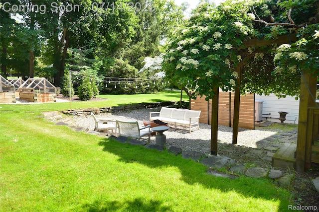32965 Franklin Ct, Franklin, MI 48025 - view of grassy yard with a garden