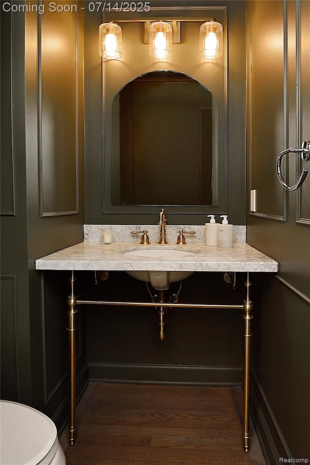 32965 Franklin Ct, Franklin, MI 48025 - bathroom featuring wood finished floors and vanity
