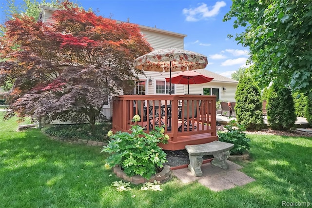 54286 Bradshaw Dr, New Baltimore, MI 48047 - deck featuring a yard