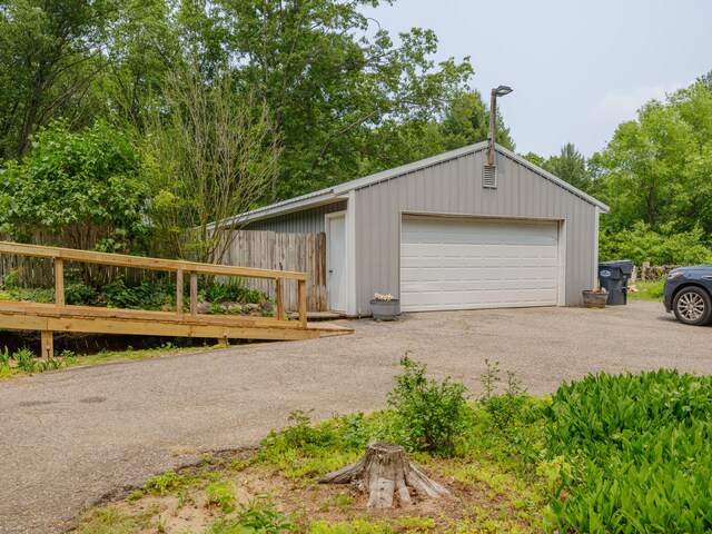 55840 Western Ave, Mattawan, MI 49071 - view of detached garage
