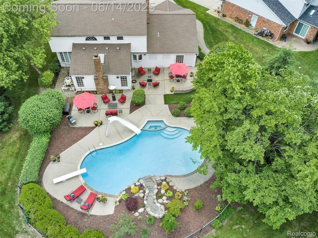 43115 Whisper Ct, Northville, MI 48168 - view of subject property with a pool