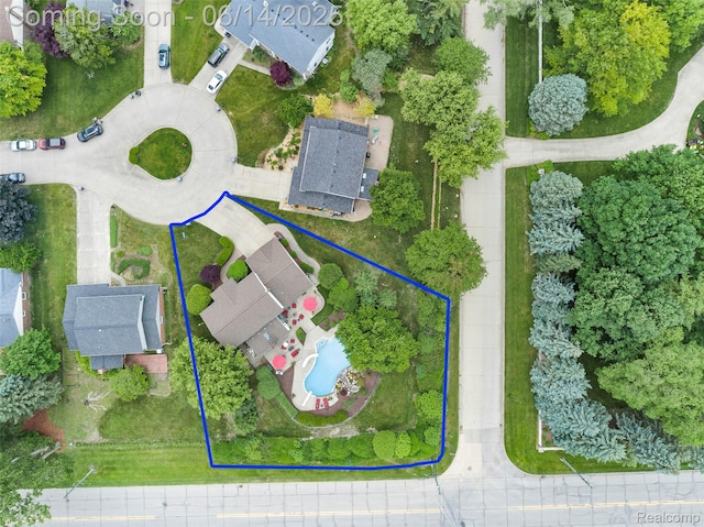 43115 Whisper Ct, Northville, MI 48168 - aerial view of property and surrounding area with property parcel outlined