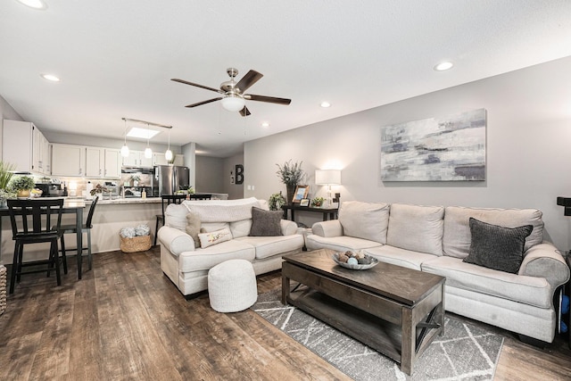541 Maryland Ave NE Unit 39, Grand Rapids, MI 49503 - living room featuring dark wood finished floors, a ceiling fan, and recessed lighting