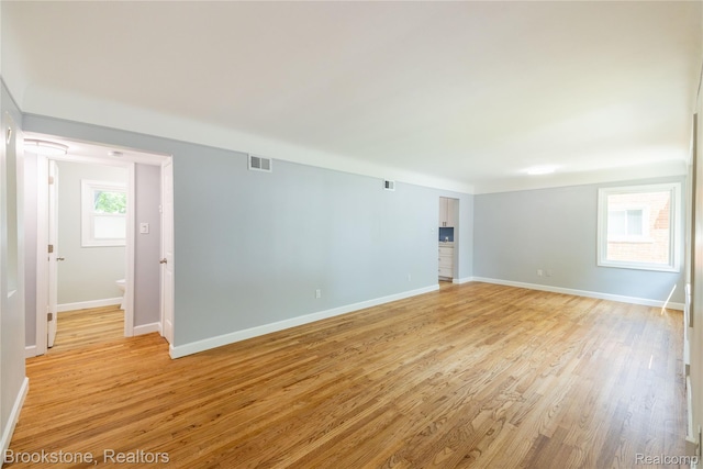 24251 Cloverlawn St, Oak Park, MI 48237 - unfurnished room featuring light wood-type flooring