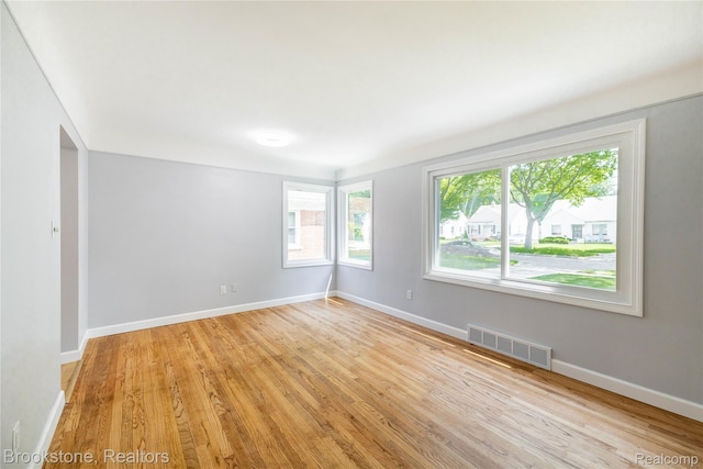 24251 Cloverlawn St, Oak Park, MI 48237 - unfurnished room featuring light wood-style floors and baseboards