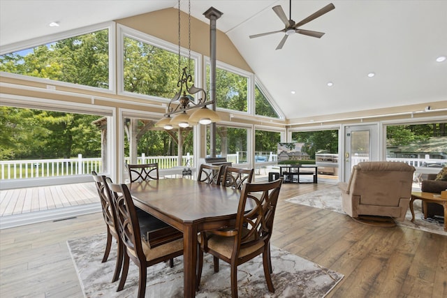 30170 Beeson St, Dowagiac, MI 49047 - sunroom with vaulted ceiling
