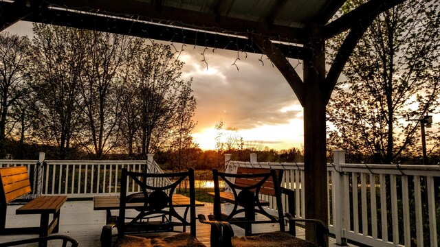 30170 Beeson St, Dowagiac, MI 49047 - view of wooden deck