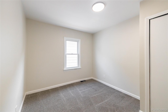 3820 17th St, Grosse Ile, MI 48192 - unfurnished room with baseboards and carpet