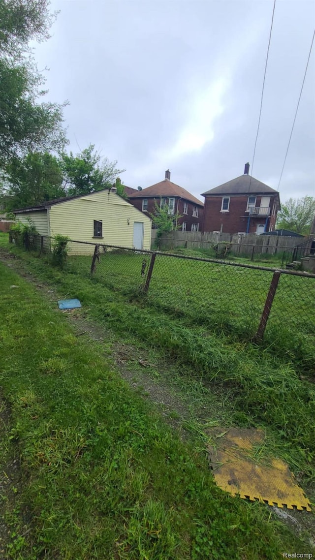 193 Division St, River Rouge, MI 48218 - view of yard