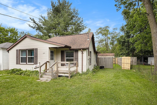 3515 Adams St, Kalamazoo, MI 49008 - view of front of property with a shingled roof