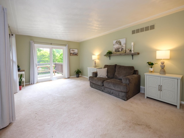 7061 W N Ave, Kalamazoo, MI 49009 - living room featuring carpet floors and baseboards