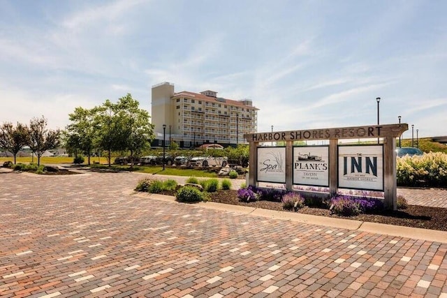 929 Harbor Dr E # 27, Saint Joseph, MI 49085 - view of community
