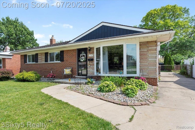 3761 Marian Dr, Trenton, MI 48183 - photo 1